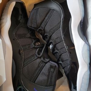 Jordan retro 11 concord space jam
